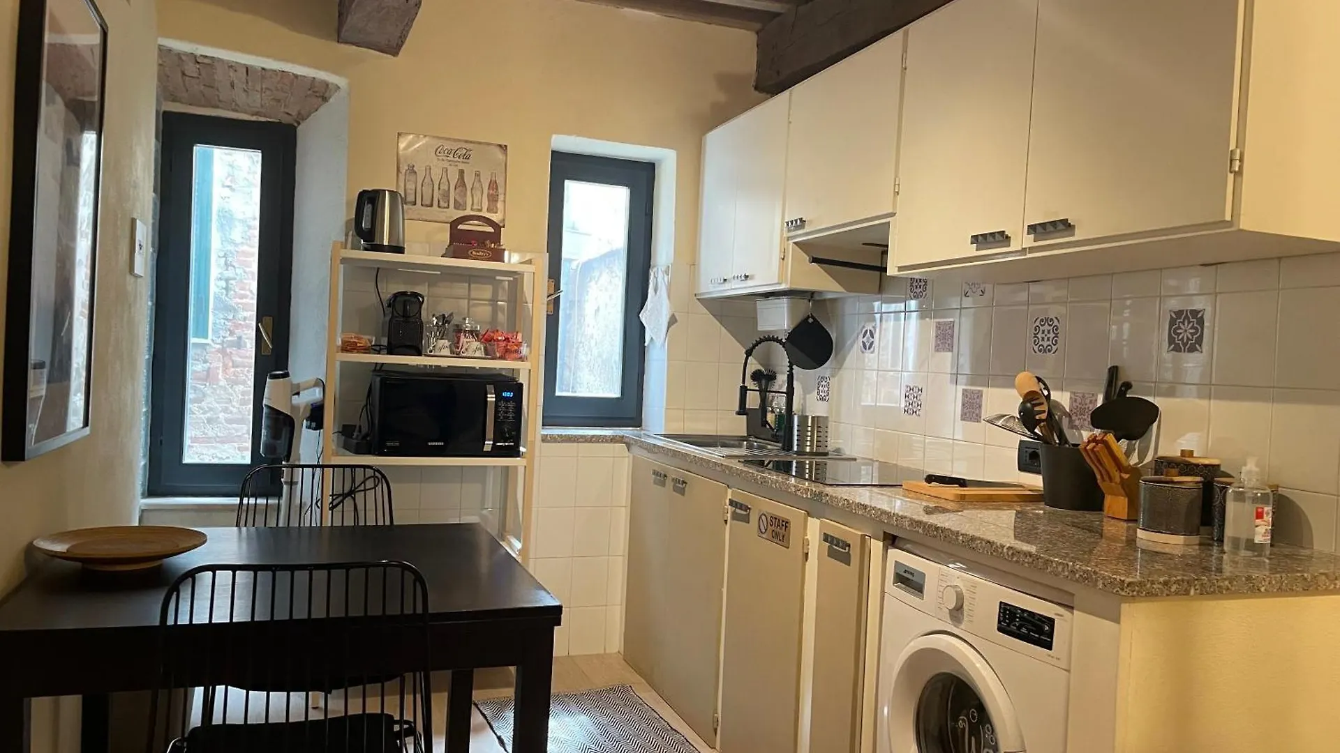 شقة La Contessa Tower House مونتيميرانو إيطاليا