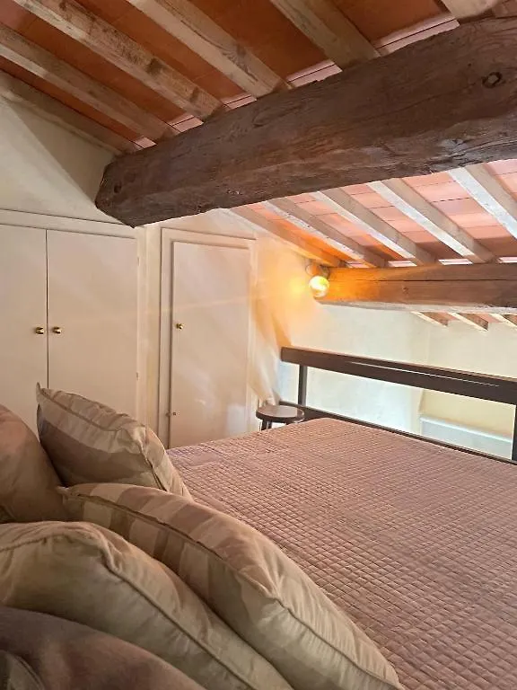 דירות מונטמראנו La Contessa Tower House איטליה